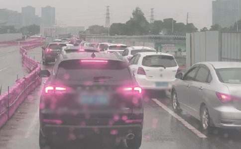 堵车上班迟到检讨书(汇编14篇)