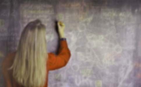 Ӣ���ʦ��ѵ�����ܽᾫѡ15ƪ