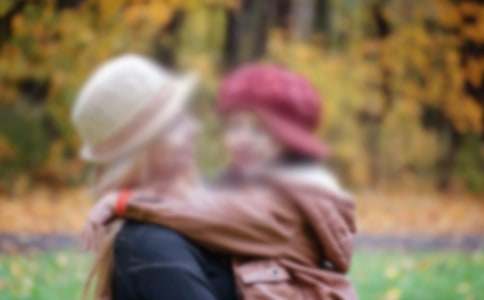 ��ĸ��ο����