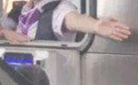 ҽԺ�շ�Ա���˹����ܽ�(���13ƪ)