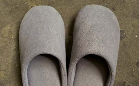 学生穿拖鞋上学检讨书