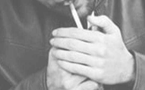 学生吸烟认错检讨书