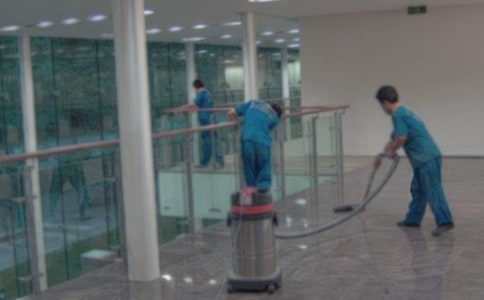 ��ʵ�á�����Ա�����ͬ