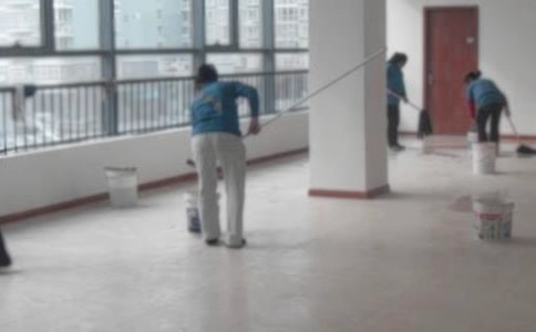 ���ر�������Ա�����ͬ