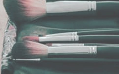 ��ױƷ�������չ����ܽ�