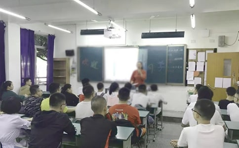 ѧ���ҳ������뺯