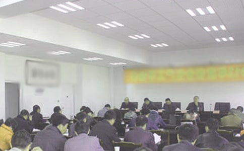 ���ܻ�ʦ��Ƹ��ְ����