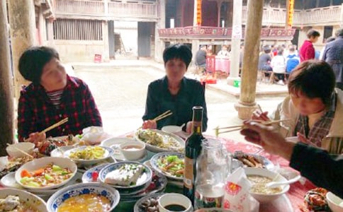 ��ϯ���뺯